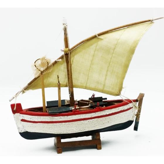 Ξύλινη βάρκα με πανί No3 15cmX13cm