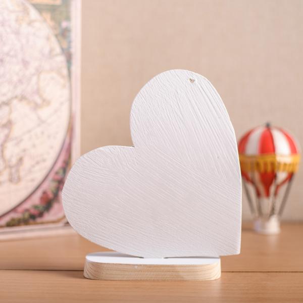 Χειροποίητο ξύλινο διακοσμητικό Καρδιά πλάγια με βάση "Φτιάξ'το όπως θες" 16cm + κουτί δώρου με κορδέλα